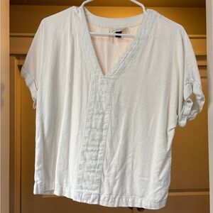 Elegant White V-Neck Blouse